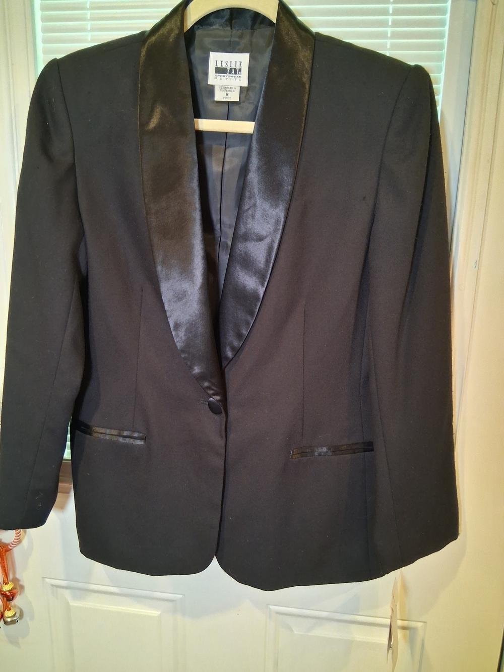 Sku95 NWTVintage Leslie Fay Black Satin-Trim Blazer Size L